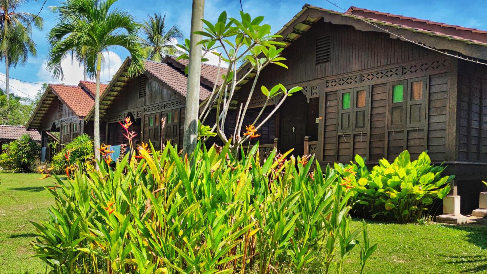 Kampung Tok Lembut Vacation Home Пантай-Сенанг Экстерьер фото